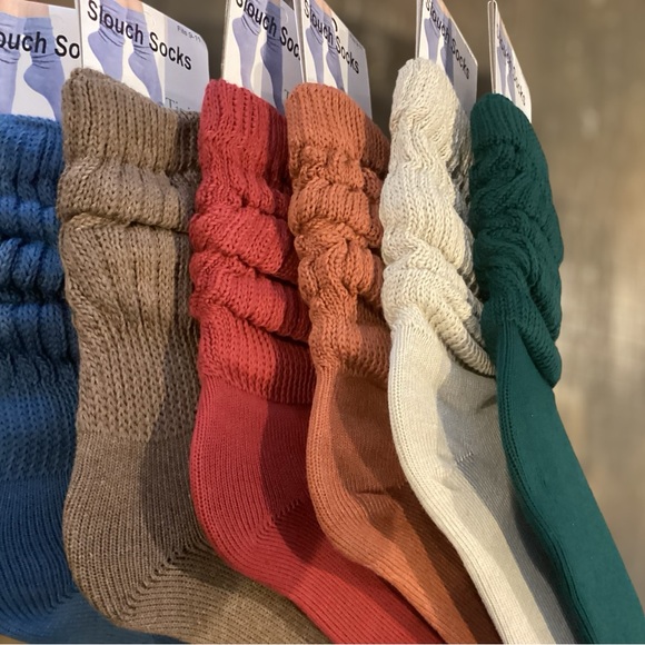 COPY - 🍂6 Pair CHUNKY FALL Slouch Socks Ladies (F) - Picture 3 of 9